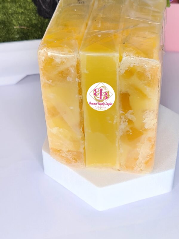 Anti-aging, whitening and glowing face Soap - Image 3