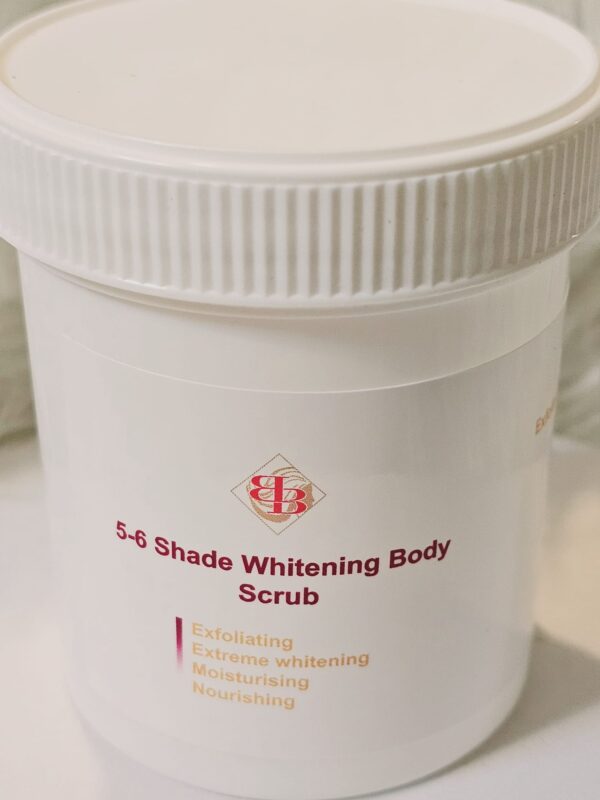 Royal premium Gold intense luxury whitening glow body Scrub 775g - Image 3