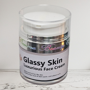 Glassy skin, Mirror like face cream. New Pack